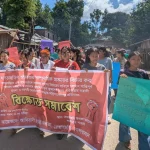 খাগড়াছড়িতে সেনা ও সেটেলার বাঙালি কর্তৃক জুম্মদের সন্ত্রাসী হামলা ও ঘরবাড়ি-দোকানপাটে ভাঙচুর-অগ্নিসংযোগের প্রতিবাদে রোয়াংছড়িতে বিক্ষোভ