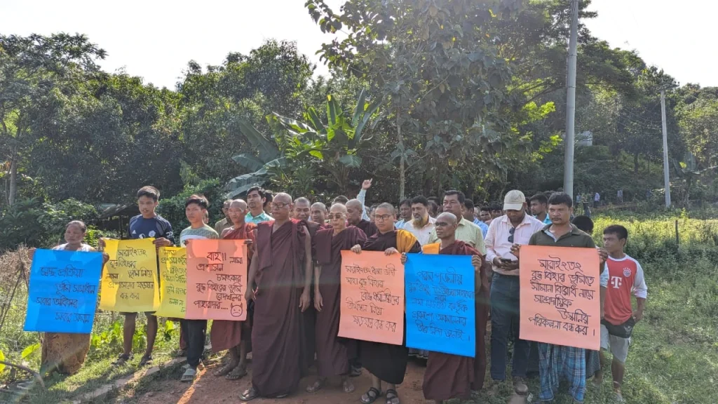 Protest in Alikadam to protect Maraingtang land and against Lama Upazila administration’s conspiracy