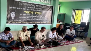 লারমা কোন নির্দিষ্ট জাতিগোষ্ঠীর নয়, তিনি পাহাড় ও সমতলের নিপীড়িত-নির্যাতিত মানুষের নেতা: বান্দরবানে মানবেন্দ্র নারায়ণ লারমার ৪২তম মৃত্যুবার্ষিকীতে বক্তারা