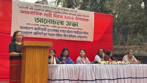 আদিবাসী নারীদের টিকে থাকার লড়াইয়ে ঐক্যবদ্ধভাবে এগিয়ে যেতে হবেঃ ঢাকায় আলোচনা সভায় বক্তারা